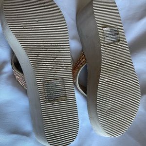 Flip flop sandal wedges